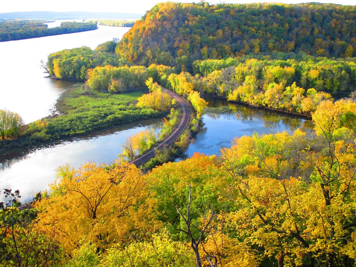 Effigy Mounds National Monument Visitor Center